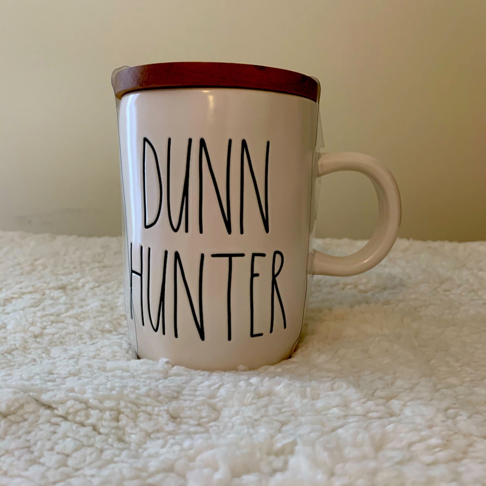 BNWT Rae Dunn Mug with Lid